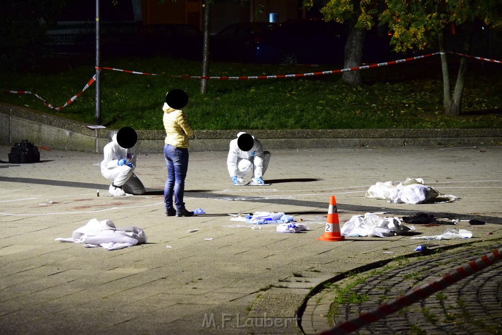 Einsatz BF Messerstecherei Koeln Neustadt Nord Eberplatz Platzmitte P172.JPG - Miklos Laubert